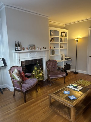3Arlington33livingroom.jpeg